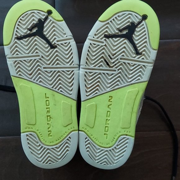 Jordan Retro 5 toddler high top  sneakers 3 - Picture 8 of 10